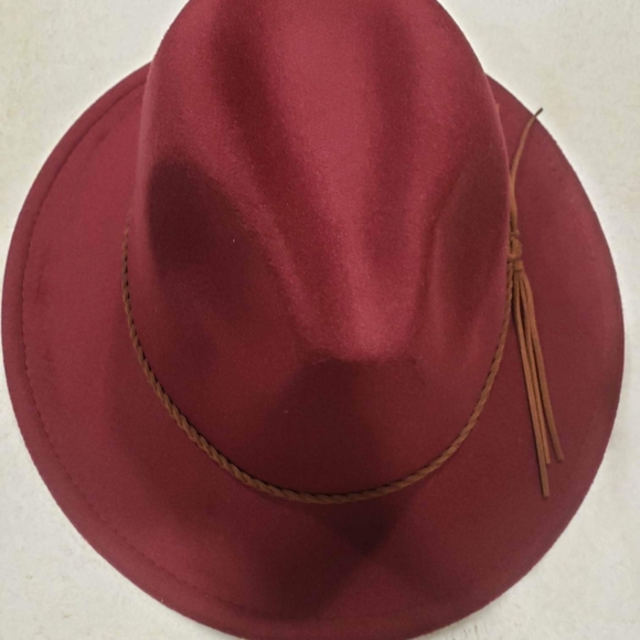 Fedora - Picture 4 of 9